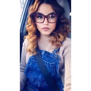 Meet your Posher, Lynn